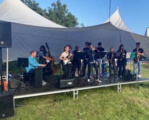 Die BigBand der Musikschule auf dem Stadtteilfest in Bornstedt am 04.09.2021