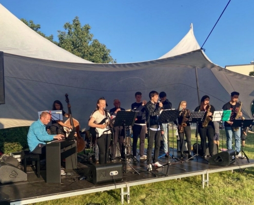 Die BigBand der Musikschule auf dem Stadtteilfest in Bornstedt am 04.09.2021