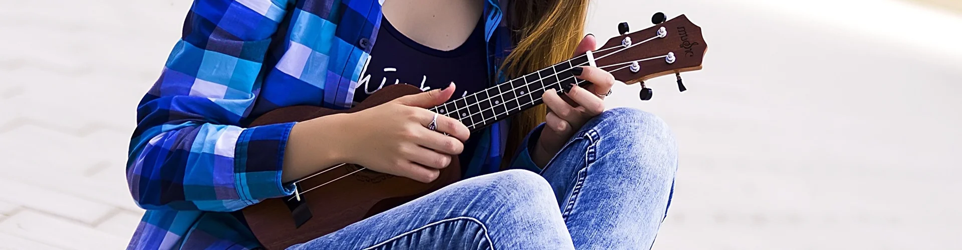 Ukulele lernen, Unterricht auf der Ukulele, Ukulele spielen Ukulele lernen, Unterricht auf der Ukulele, Ukulele spielen